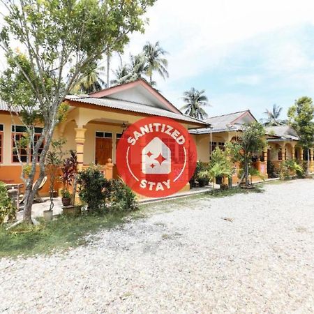 Oyo 89887 Chalet Yunie Marang Bagian luar foto