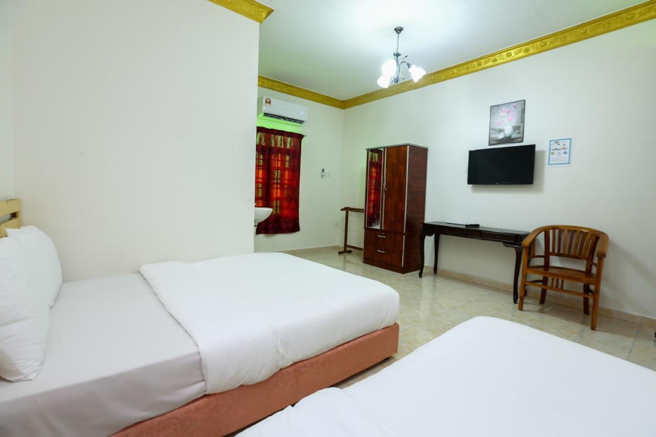 Oyo 89887 Chalet Yunie Marang Bagian luar foto