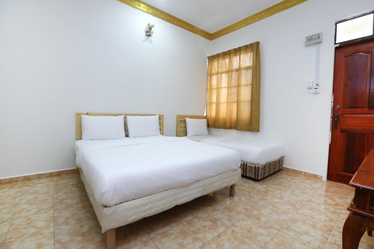 Oyo 89887 Chalet Yunie Marang Bagian luar foto