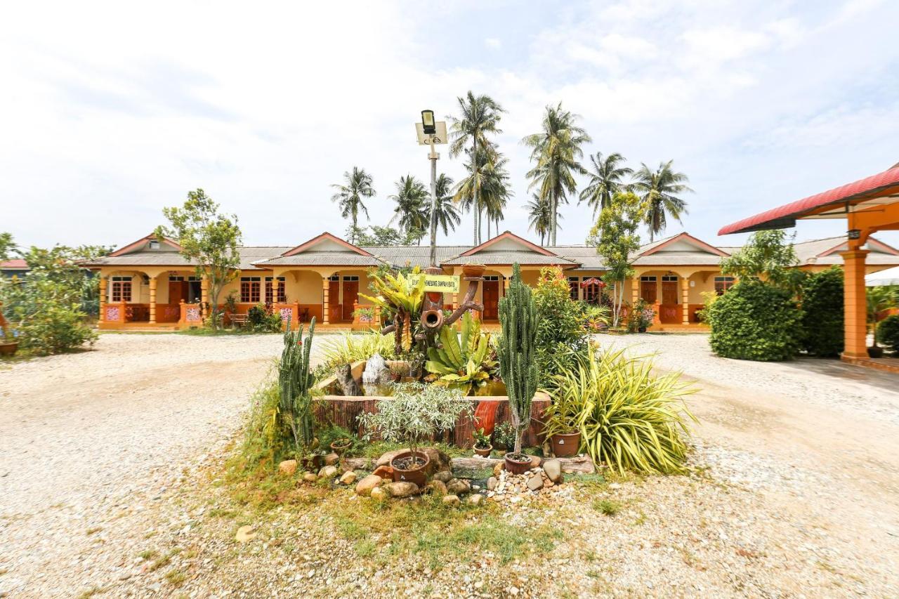 Oyo 89887 Chalet Yunie Marang Bagian luar foto