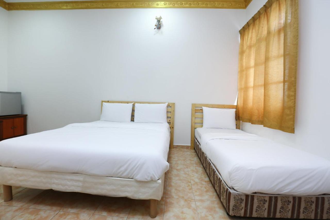 Oyo 89887 Chalet Yunie Marang Bagian luar foto