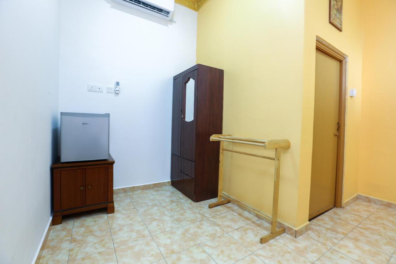 Oyo 89887 Chalet Yunie Marang Bagian luar foto