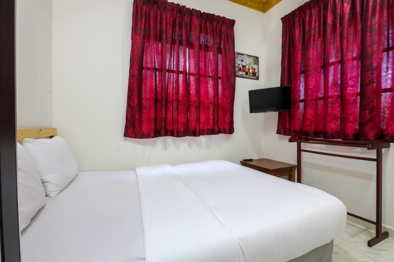 Oyo 89887 Chalet Yunie Marang Bagian luar foto