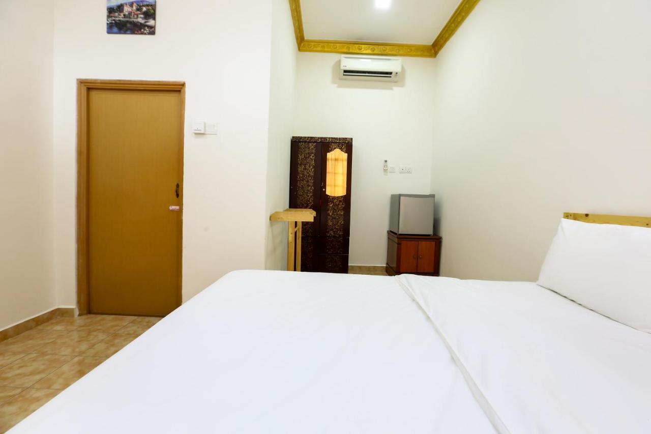 Oyo 89887 Chalet Yunie Marang Bagian luar foto