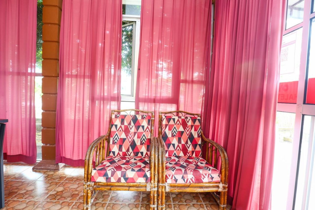 Oyo 89887 Chalet Yunie Marang Bagian luar foto