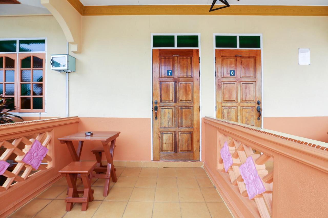 Oyo 89887 Chalet Yunie Marang Bagian luar foto